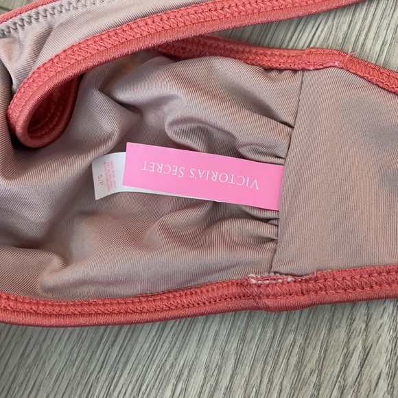 Pink bikini top - Picture 3 of 3